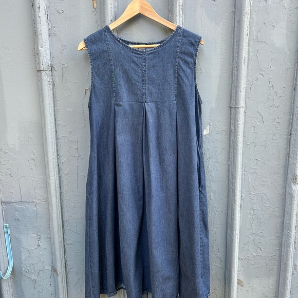 Nina Loca denim midi dress, approx size large - Picture 4 of 7